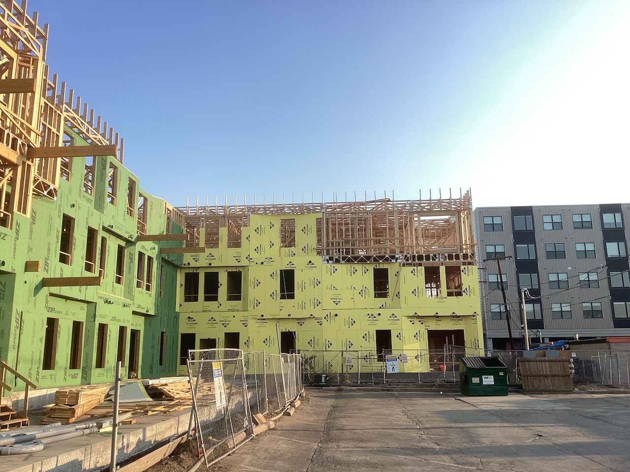 Treeline Apartments image 5