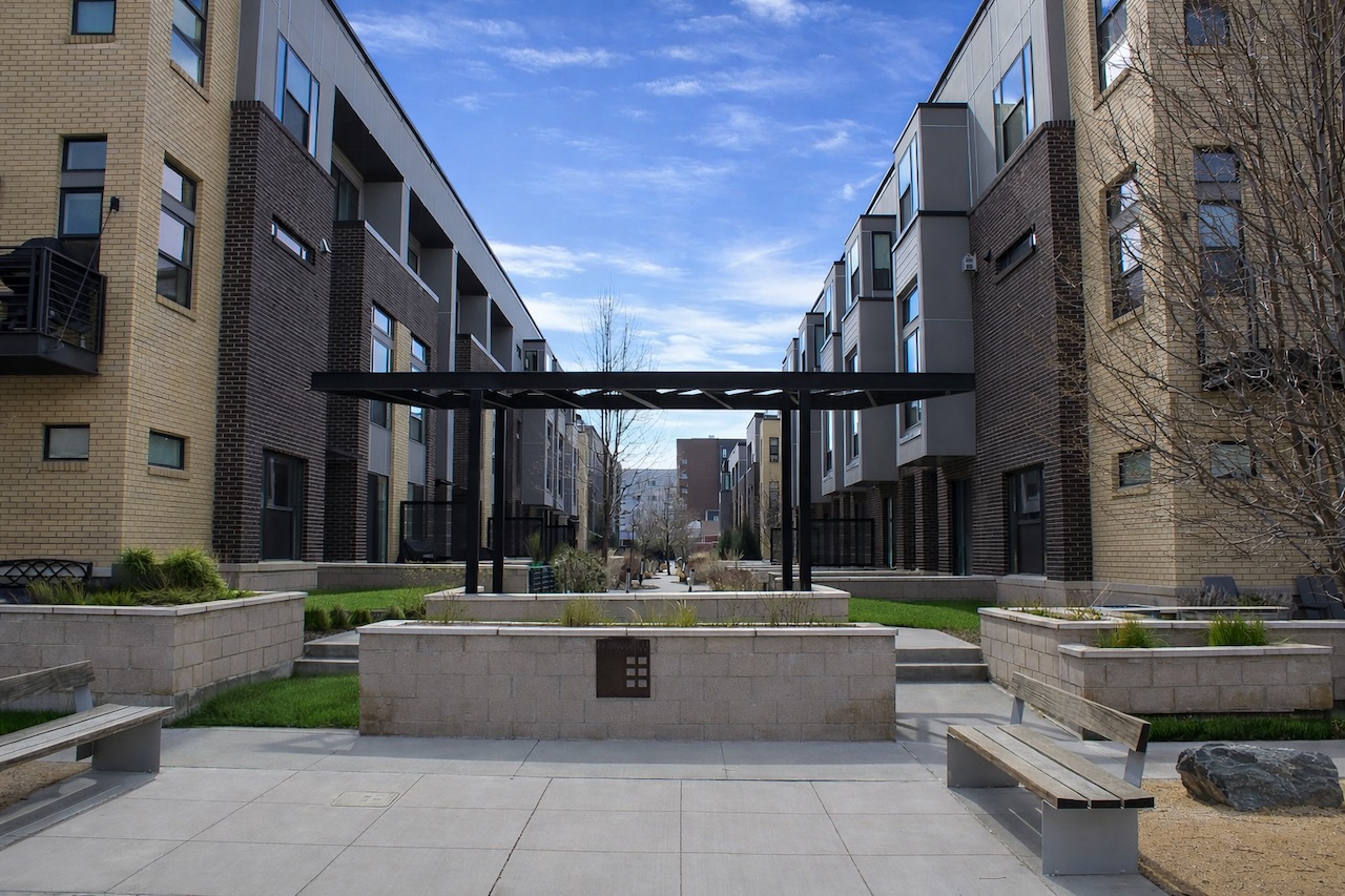 Perry Townhomes image 4