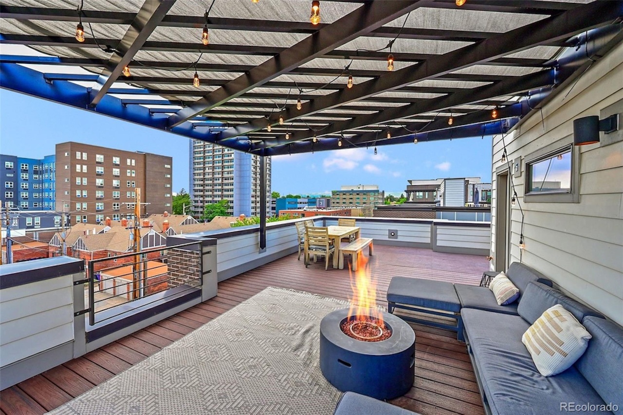 Perry Townhomes image 13